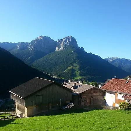Casa Tania Apartment Pozza di Fassa Exterior photo